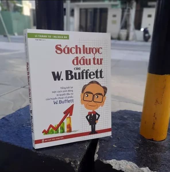 Sách Lược Đầu Tư Của W.Buffett (Tái Bản)